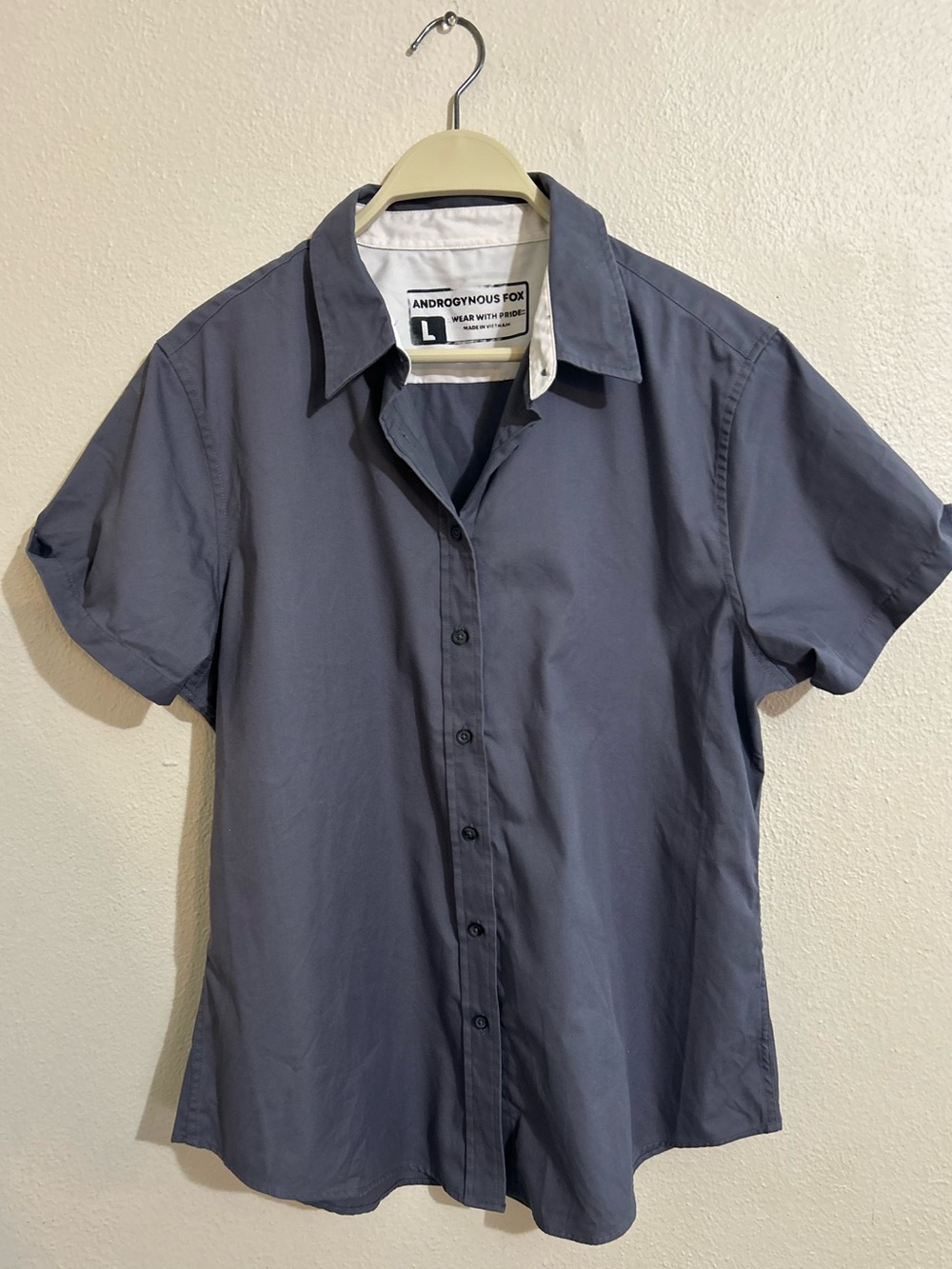 Androgynous Fox Short Sleeve Button-Up Shirt Slate Gray Size Large